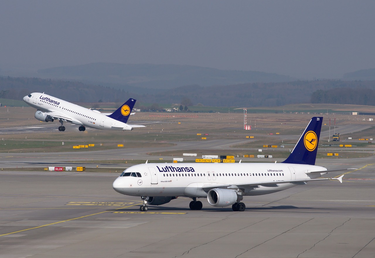 Triebwerkschaden zwingt Maschine der Lufthansa mit 63 Passagieren zu Boden