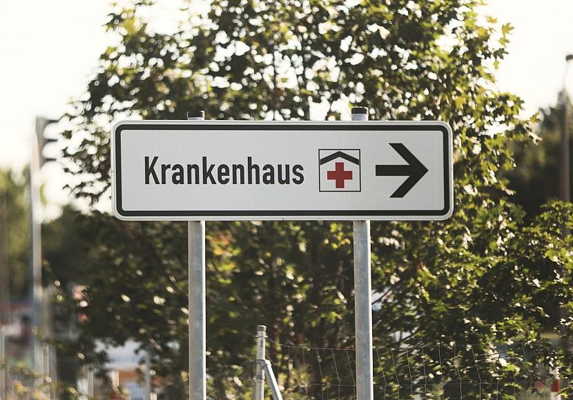 Warnstreik von Ärzten an kommunalen Kliniken läuft an