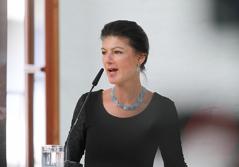 Wagenknecht nennt Migrationstreffen “Gipfel der Arbeitsverweigerer”