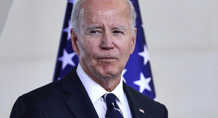 Brände bei LA wüten weiter – Biden ruft Katastrophenfall aus