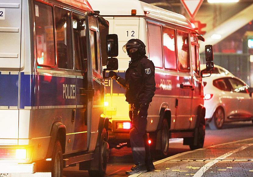 Berliner Polizei meldet fast 400 Festnahmen in Silvesternacht